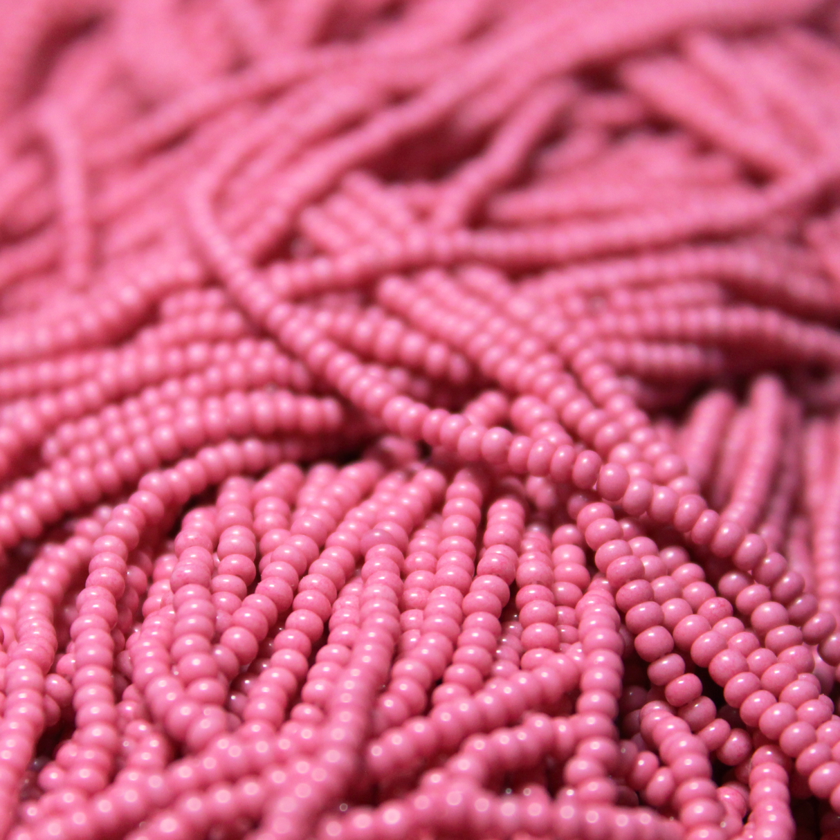 11/0 Czech Opaque Coral Pink Solgel - 11-109