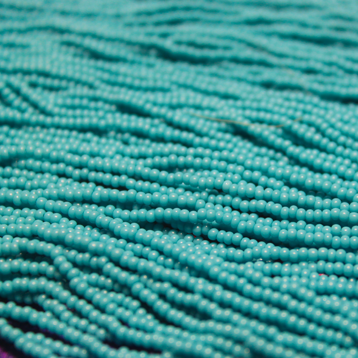 11/0 Czech Opaque Medium Turquoise - 1184