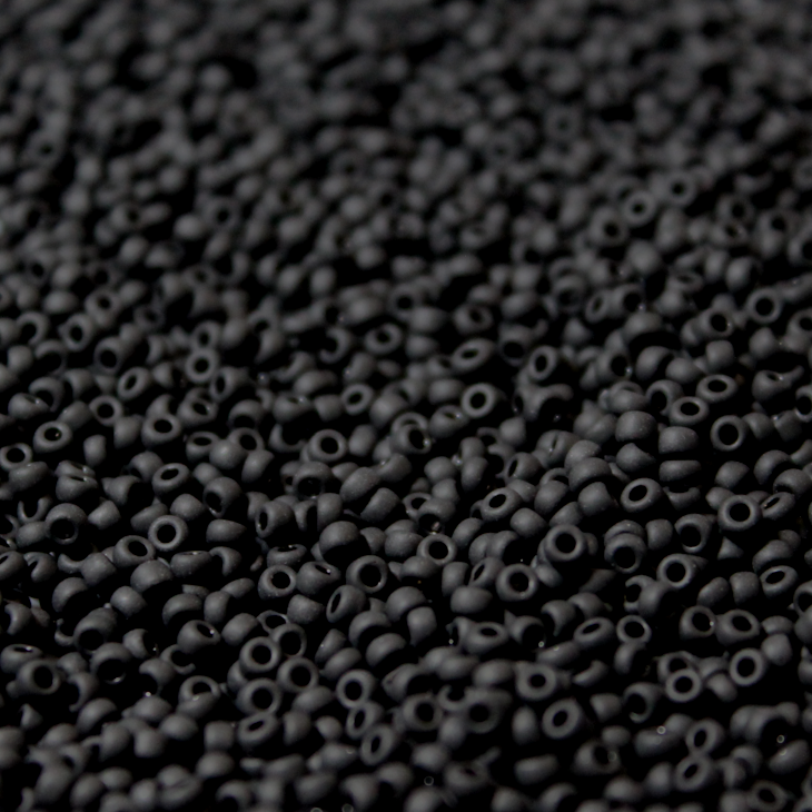 Opaque Matte Black ~ 11/0 JSB F401 Japanese seed beads