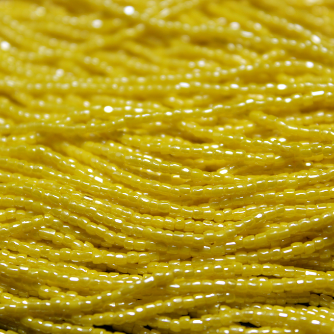 9/0 Tri-Cut Opaque Luster Dark Yellow - 9T19