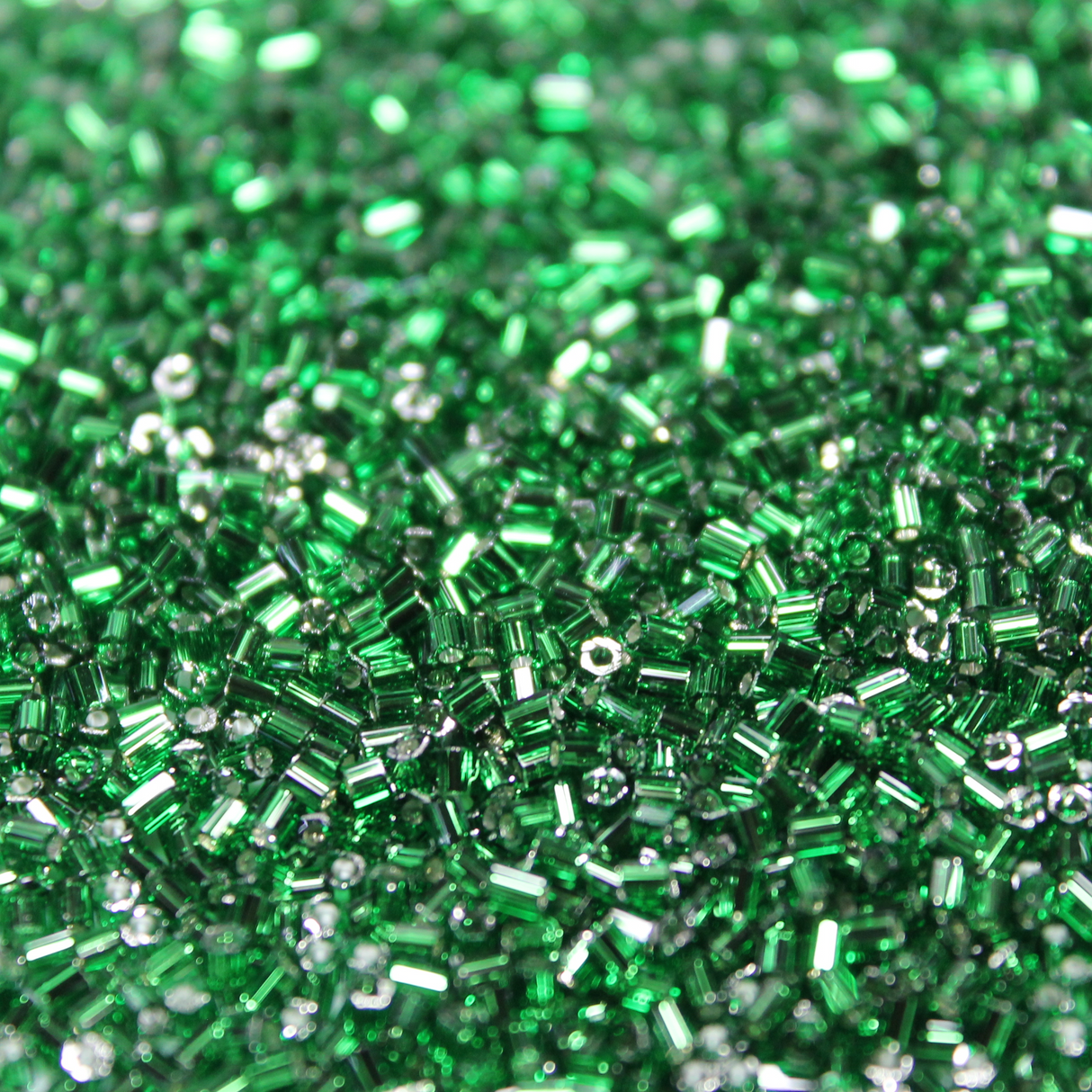 Silver Lined Green ~ 11/0 HEX 16