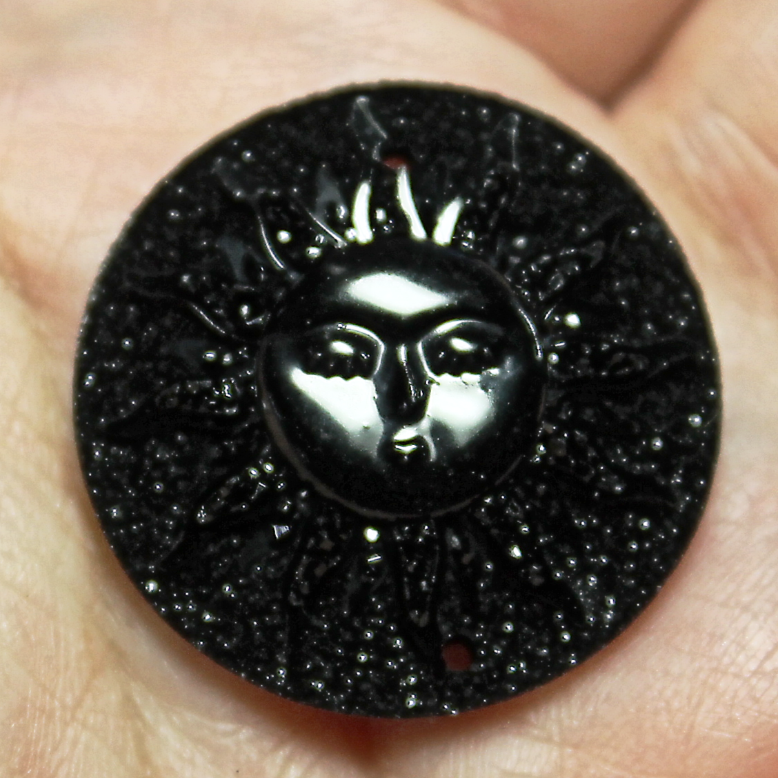 Black Round Sun sew on Gems - S153