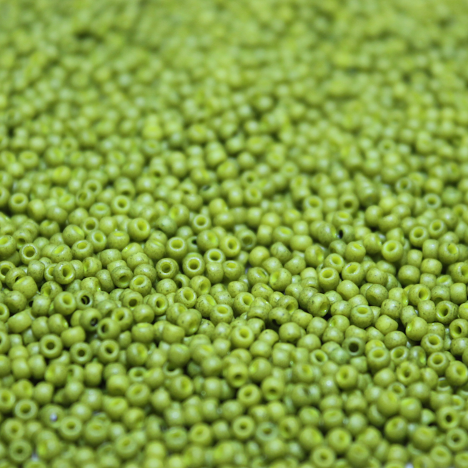 Semi Glazed Lemongrass ~ 15/0 JSB 2600F Japanese Seed Beads