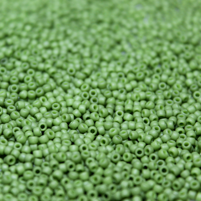 Semi Glazed Honeydew ~ 15/0 JSB 2602F Japanese seed beads