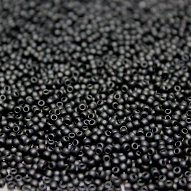 Semi Glazed Jet Black ~ 15/0 JSB 2612F