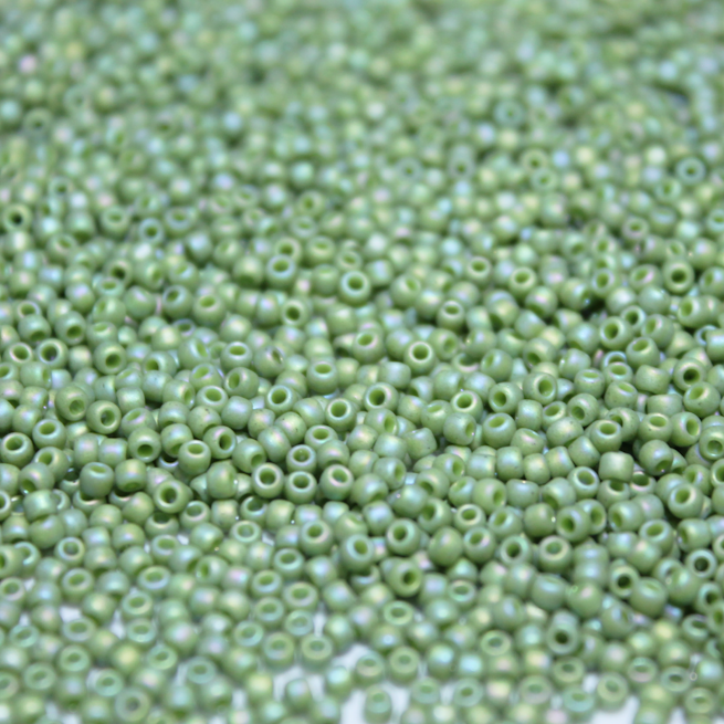 Semi Glazed Honeydew AB ~ 15/0 JSB 2632F Japanese Seed Beads