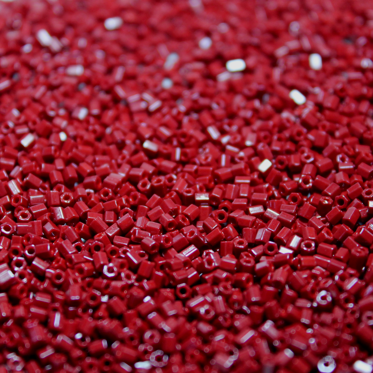 Opaque Dyed Mahogany Red ~ 11/0 HEX 407A