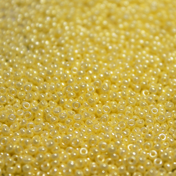 Opaque Dyed Light Yellow Luster ~ 15/0 JSB 422B
