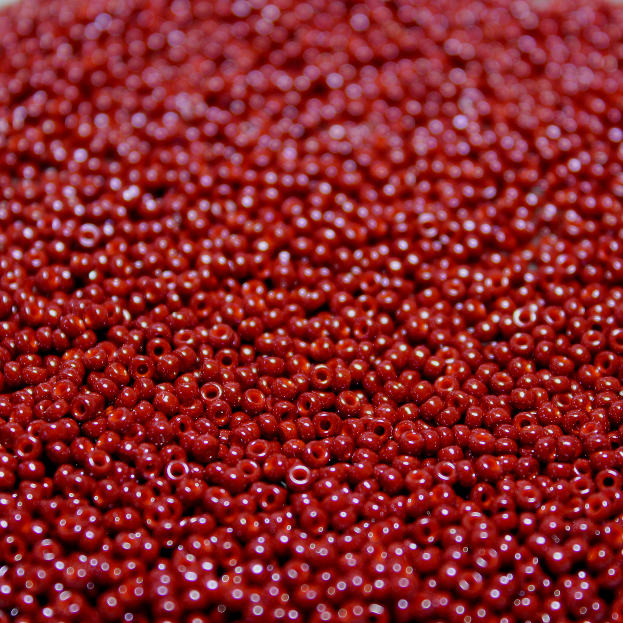 Opaque Dyed Cayenne Red Luster ~ 11/0 JSB 424B