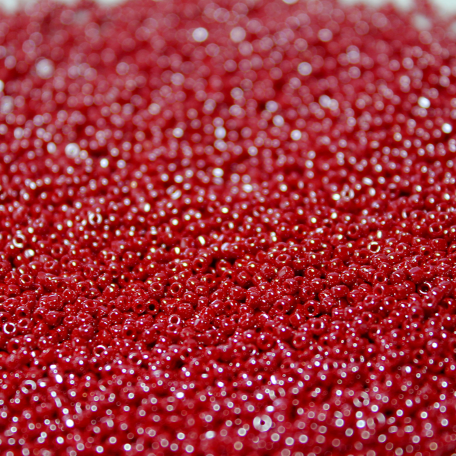 Opaque Brick Red Luster ~ 15/0 3CUT 425