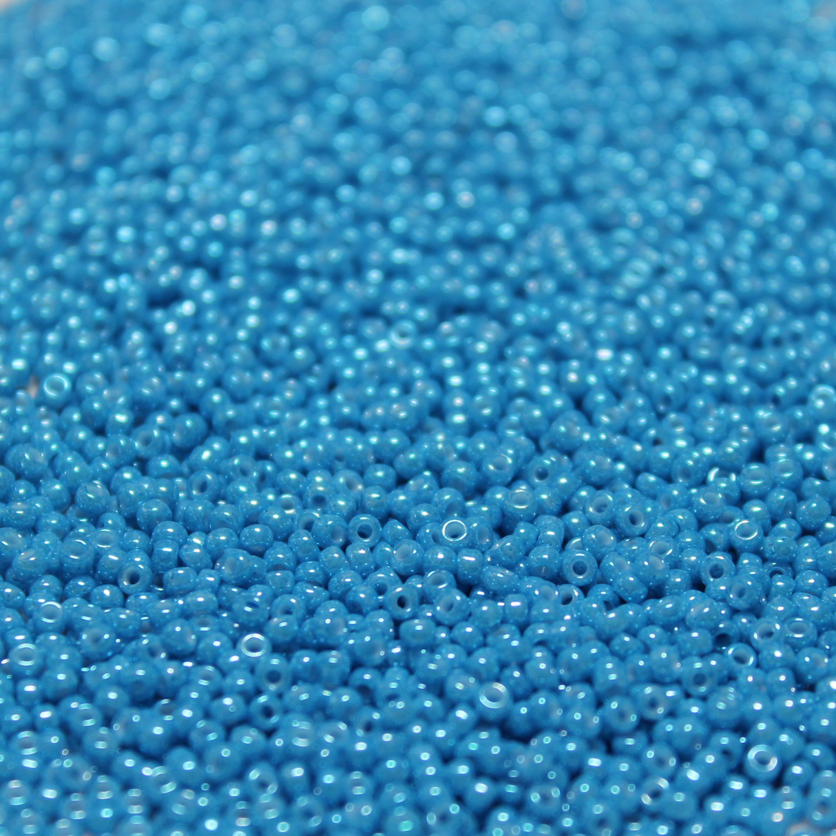 Opaque Dyed Bright Turquoise Blue Luster ~ 11/0 JSB 430G