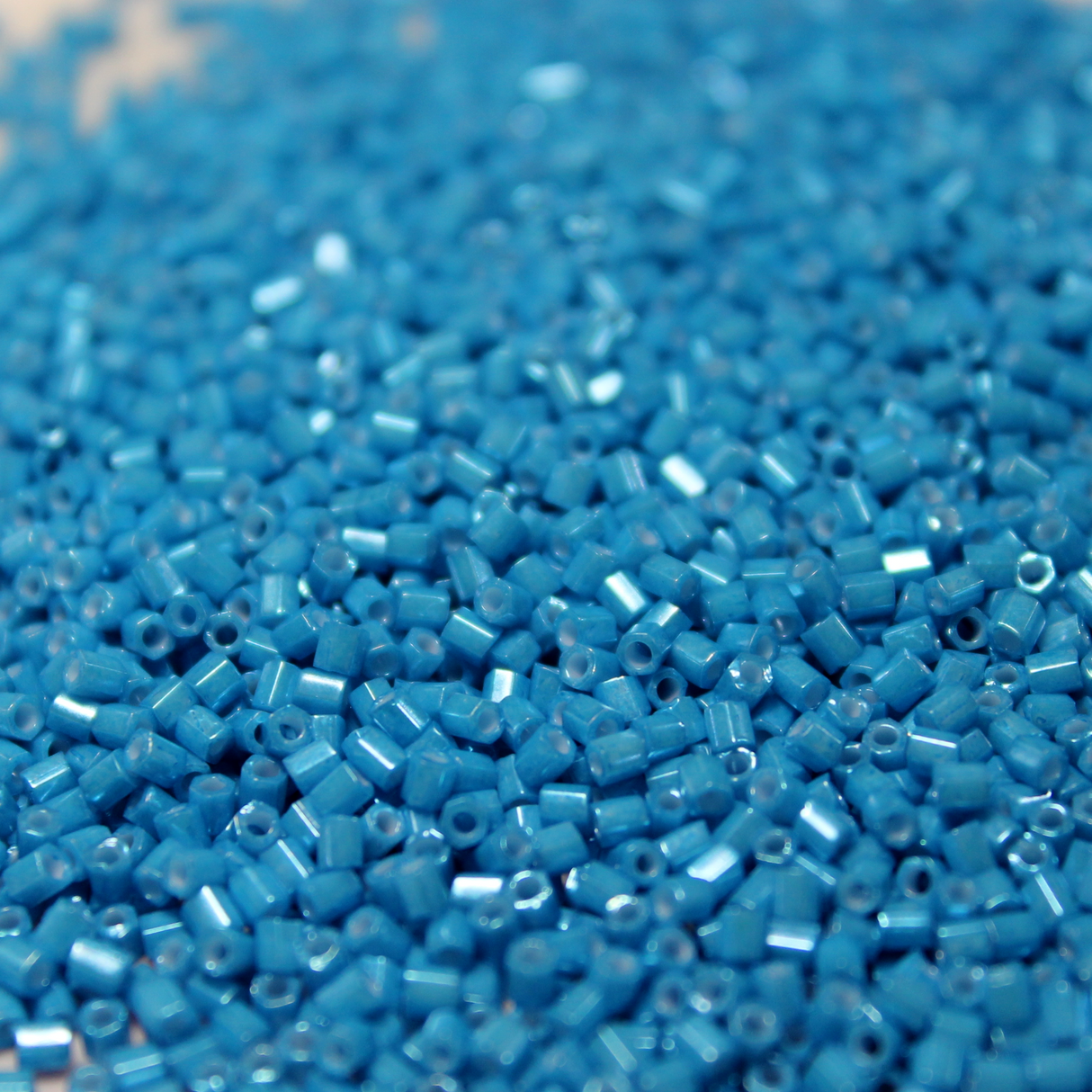 Opaque Dyed Bright Turquoise Blue Luster ~ 11/0 HEX 430G