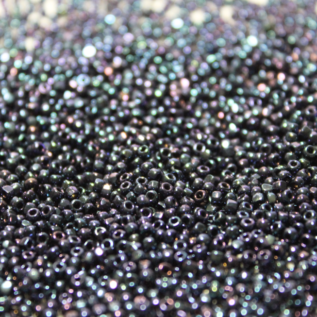 * CLOSEOUT CLEARANCE * Metallic Blue Nebula Iris ~ 12/0 3CUT 452