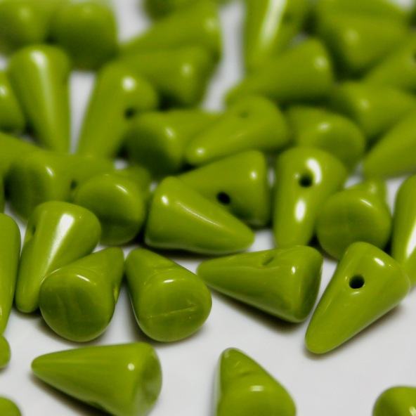 5x8mm Spike (48 pcs) Grass Green ~ Spike 26