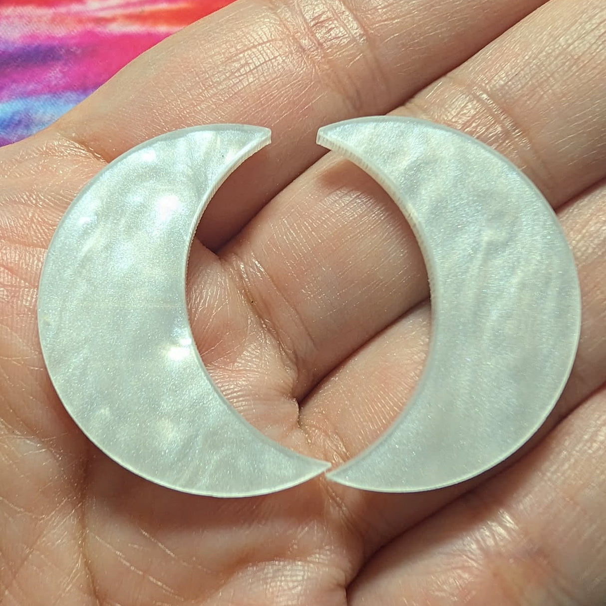 1 & 1/4" White Pearl Crescent Moon Acrylic - S29