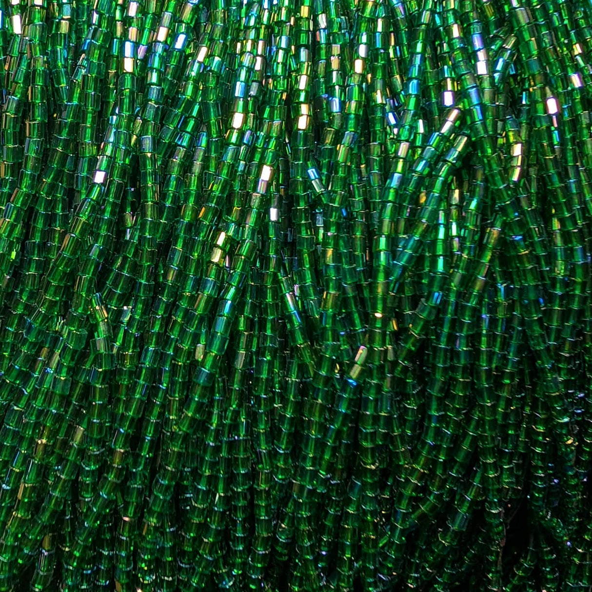 11/0 Czech 2 Cut Transparent Emerald Iris - 112C-19