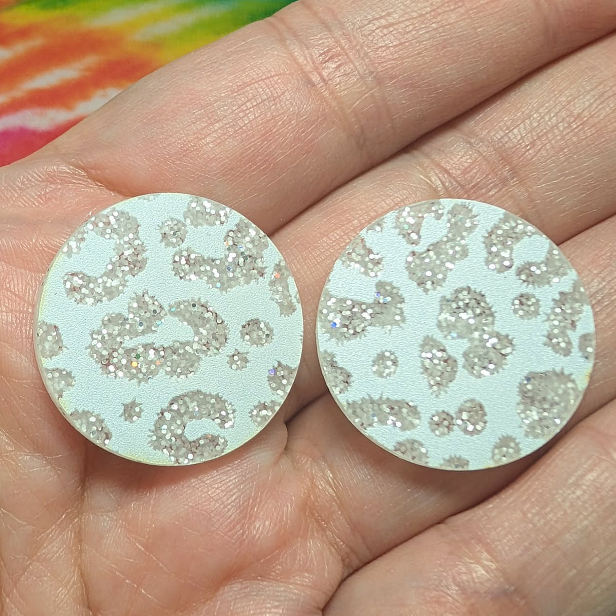 1" White Cheetah Acrylic Glitter Circle Cabochons - S123