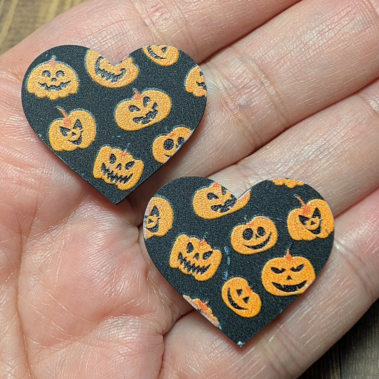 1" Pumpkin Party Hearts - Acrylic Cabochons - S218