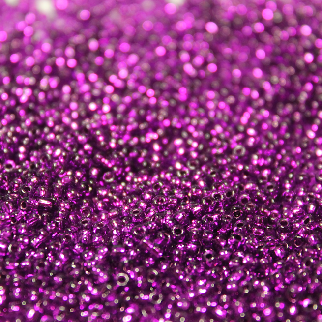 Silver Lined Dyed Violet ~ 11/0 JSB 77