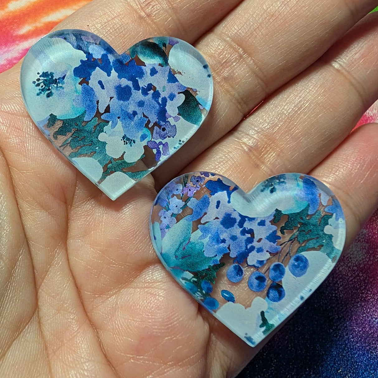 1 1/4" Blueberry Floral Heart Acrylic Cabochon - P145