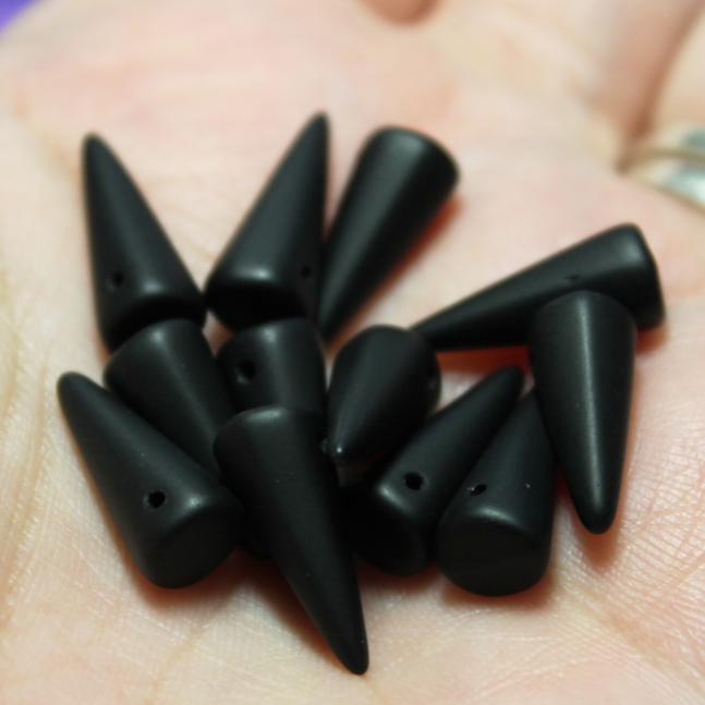 7x17mm Spike (24 pcs) Matte Jet Black ~ Spike 10
