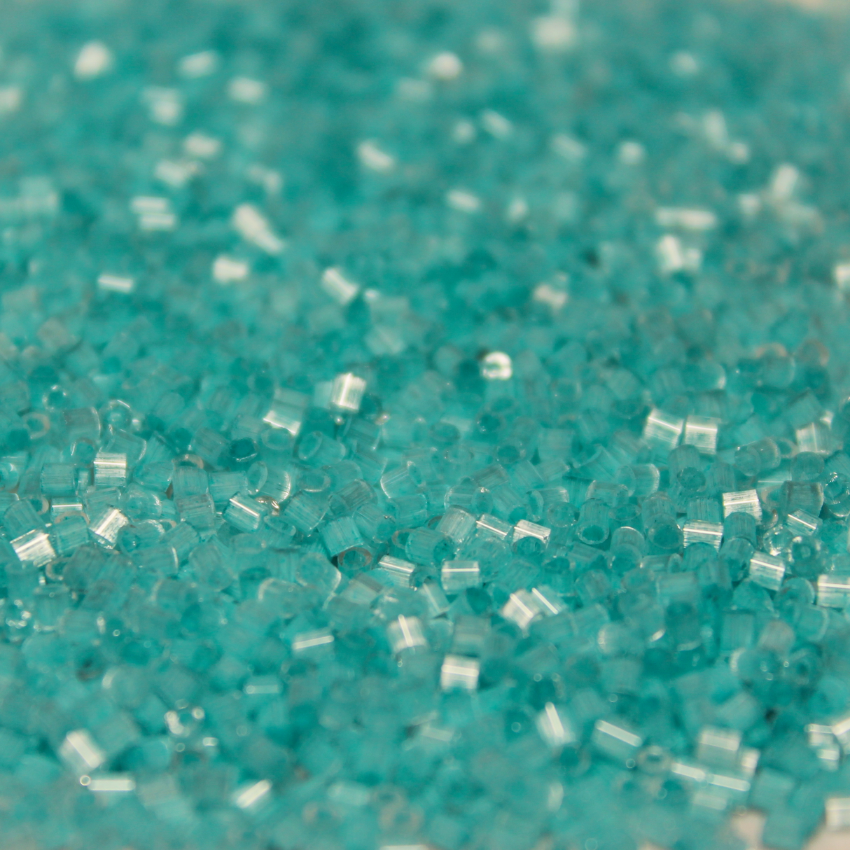 Silky Satin Dyed Neon Ocean Breeze ~ 11/0 JSB 843