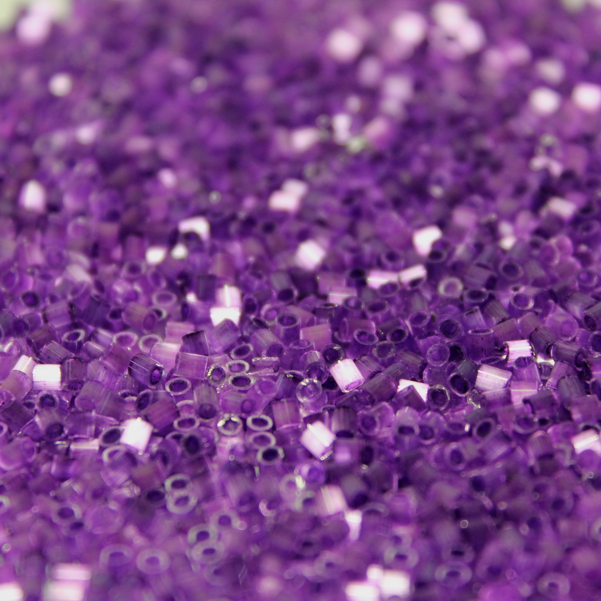Silky Satin Dyed Ultra Violet ~ 11/0 JSB 850