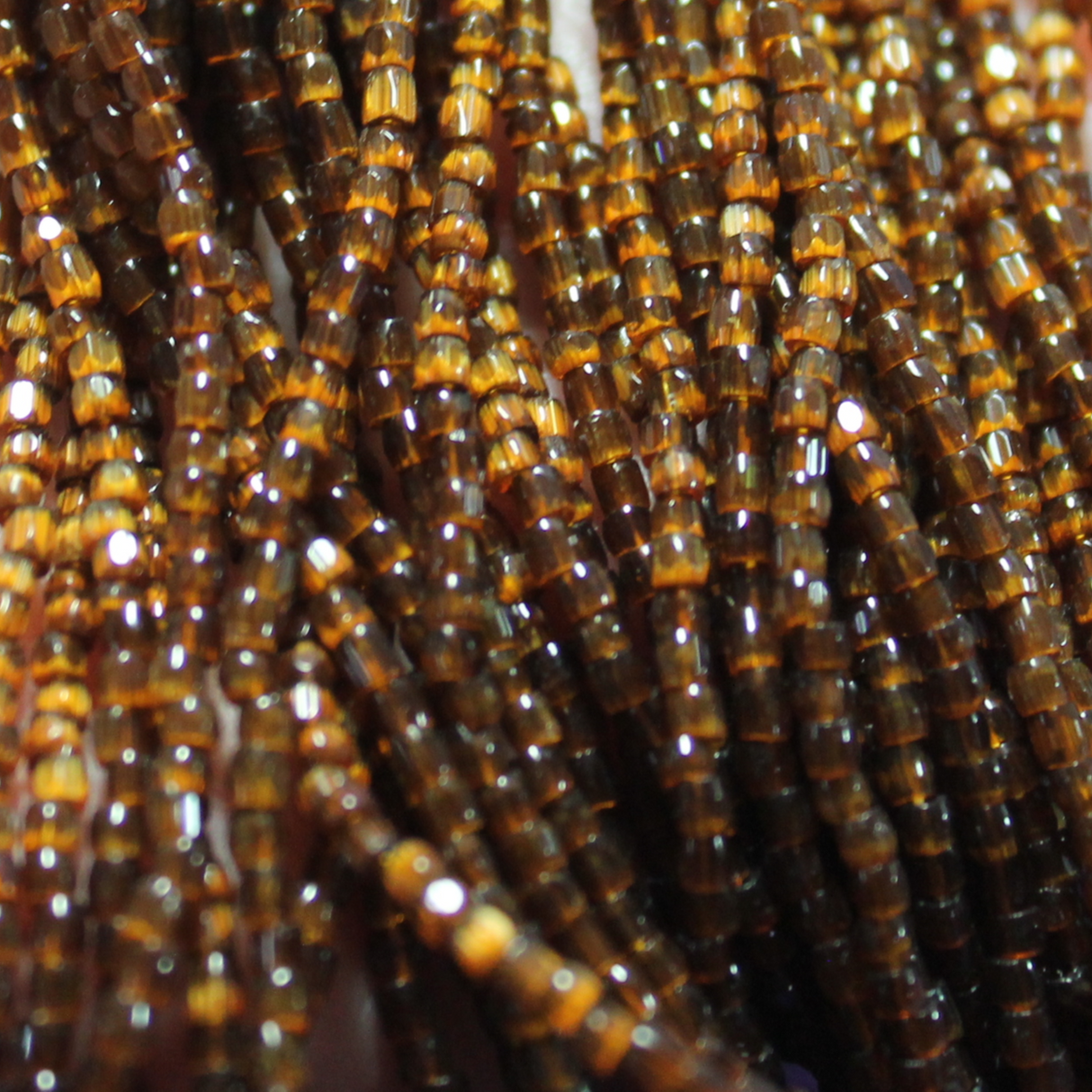 9/0 Tri-Cut Brown Satin - 9T07