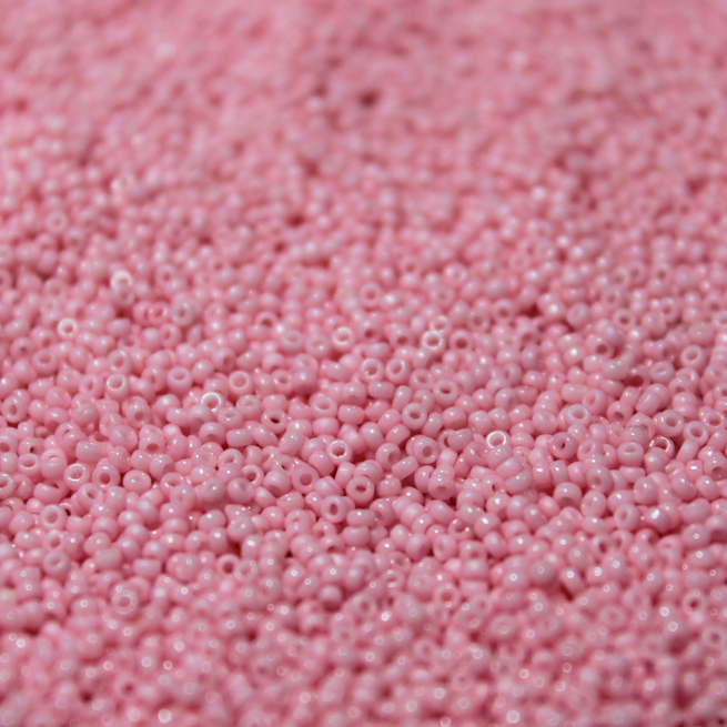 Opaque Duracoat Ballerina ~ 11/0 JSB D4466