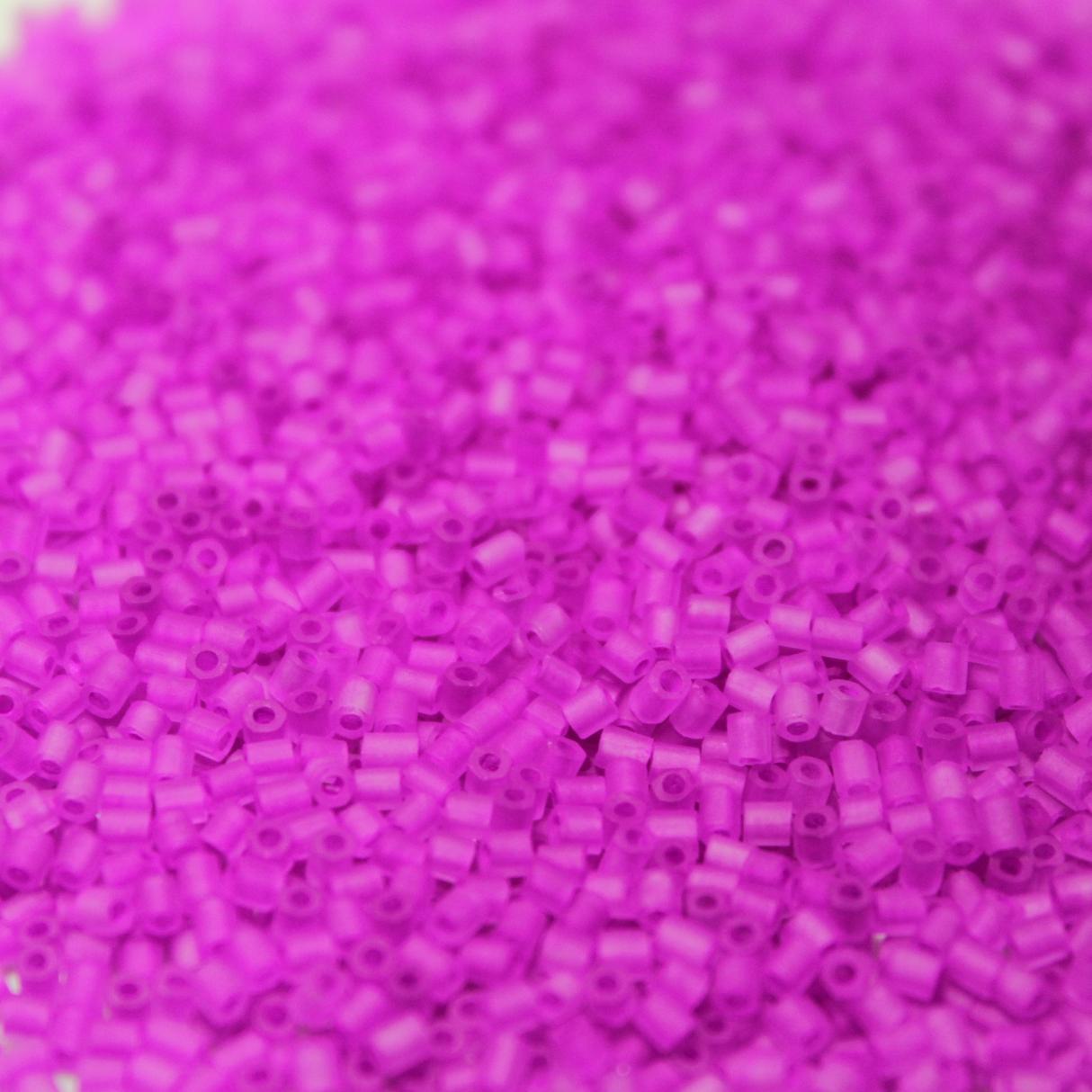 Frosted Neon Snozzberry ~ 11/0 HEX F209C