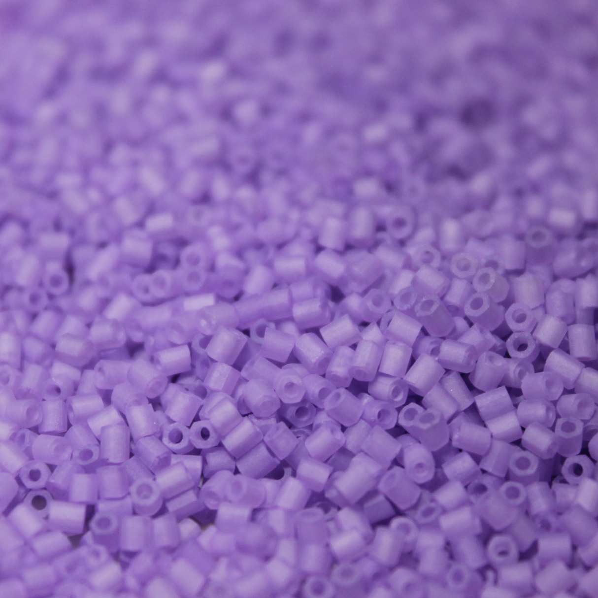 Frosted Neon Light Purple ~ 11/0 HEX F222