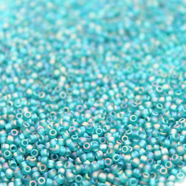 Frosted Emerald Green AB ~ 15/0 JSB F259B Japanese Seed Beads
