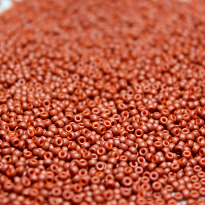 Opaque Semi-Matte Roasted Pepper ~ 15/0 JSB F400K Japanese Seed Beads