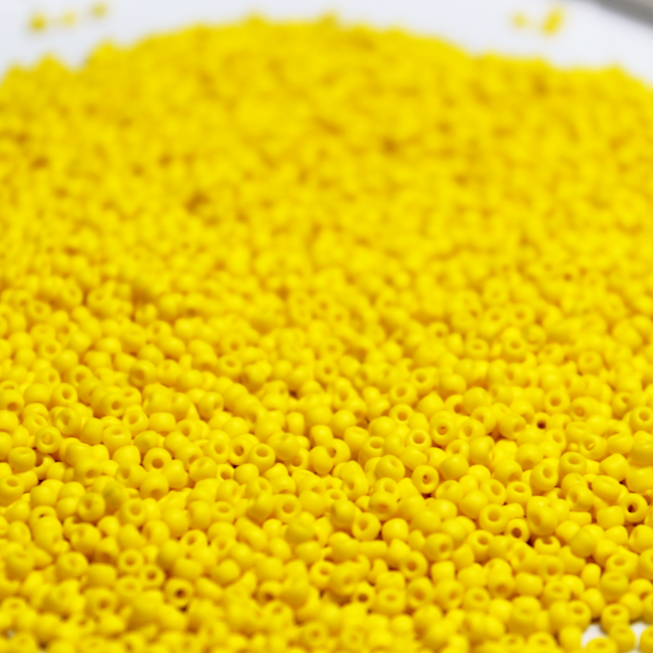 Opaque Matte Corn Yellow ~ 15/0 JSB F404A