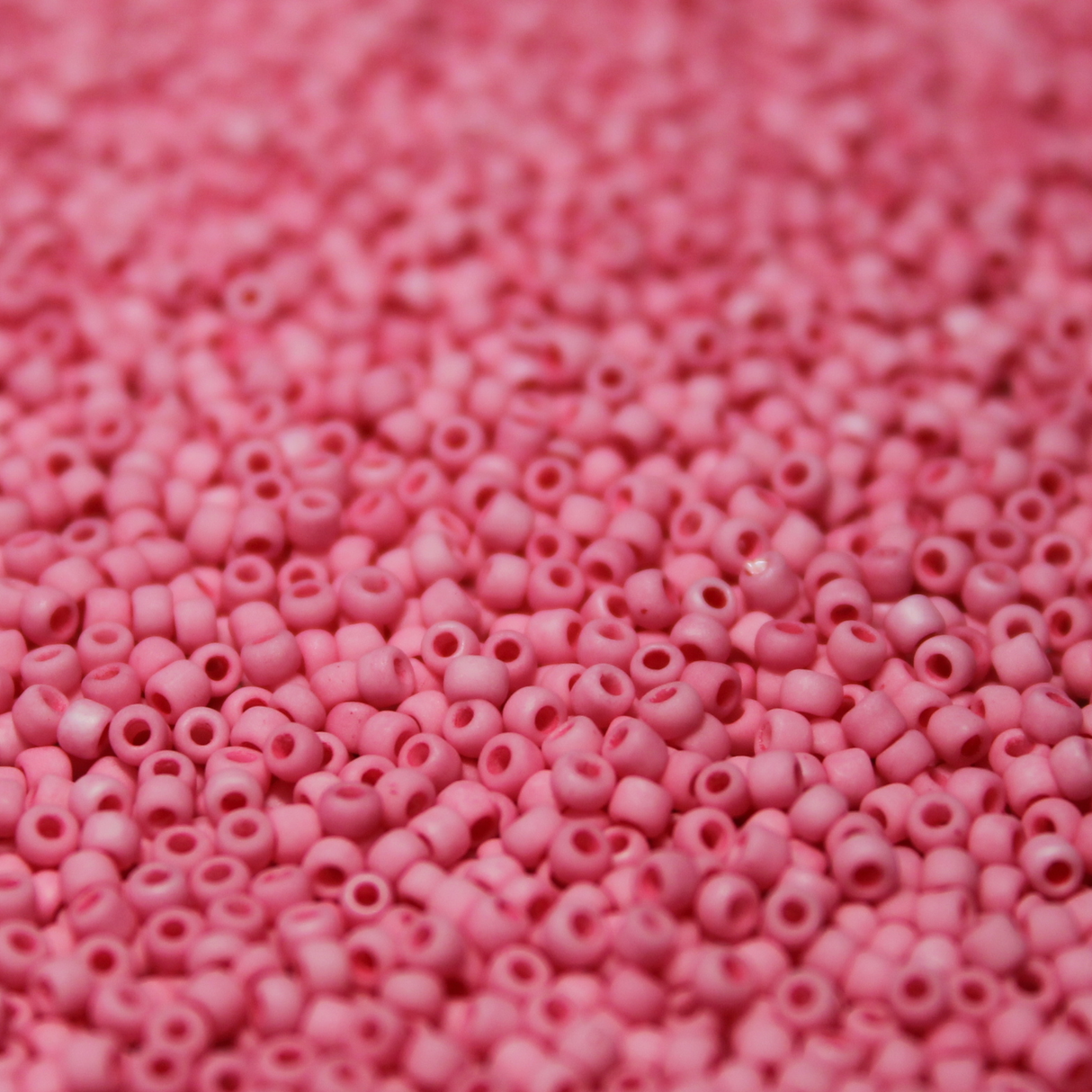 Matte Bubblegum ~ 11/0 JSB F428B