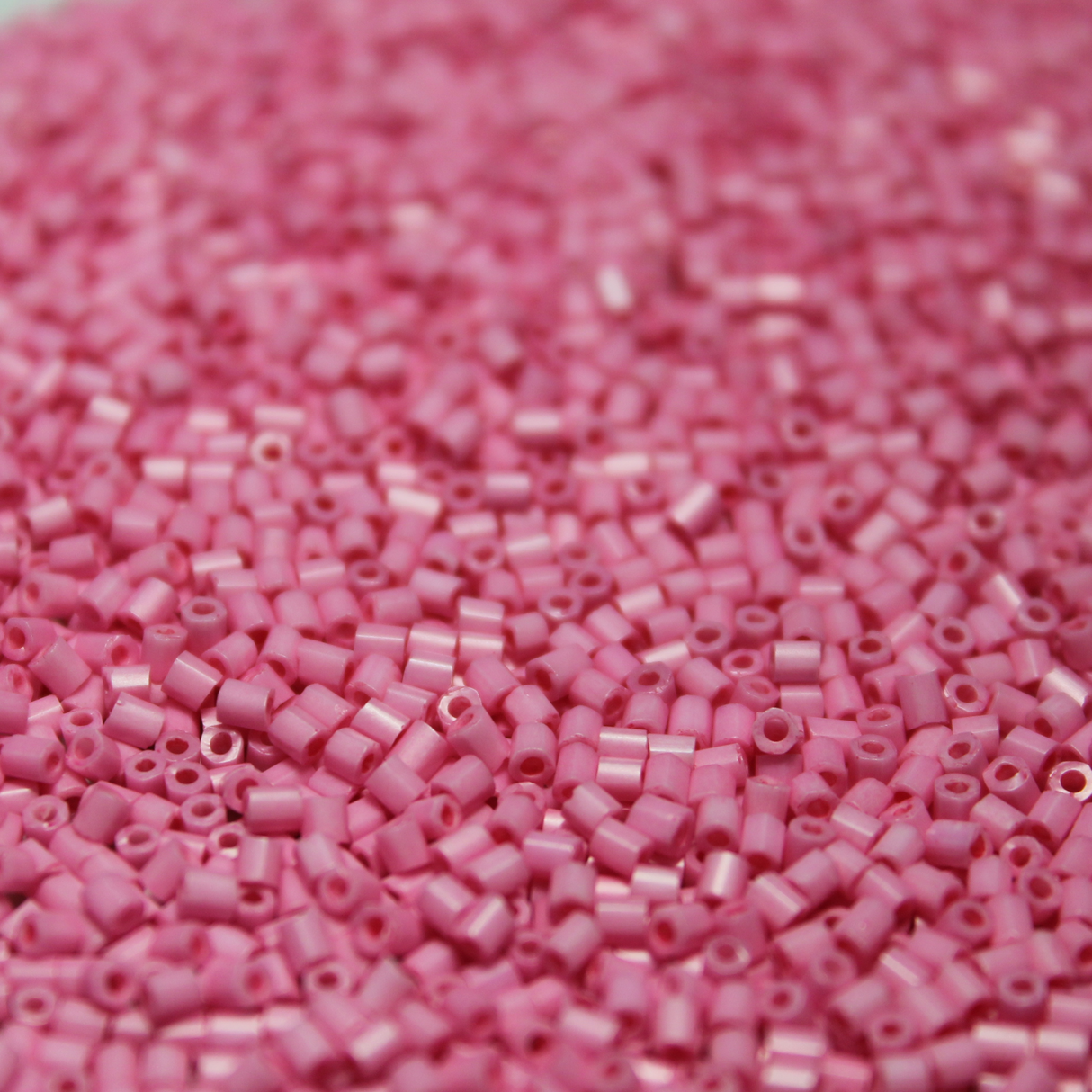 Opaque Matte Bubblegum ~ 11/0 HEX F428B