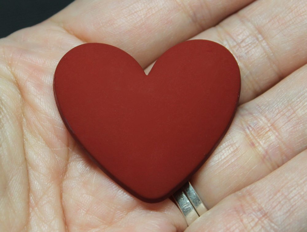 37mm Matte Heart Resin Caboch Mahogany Red- P69