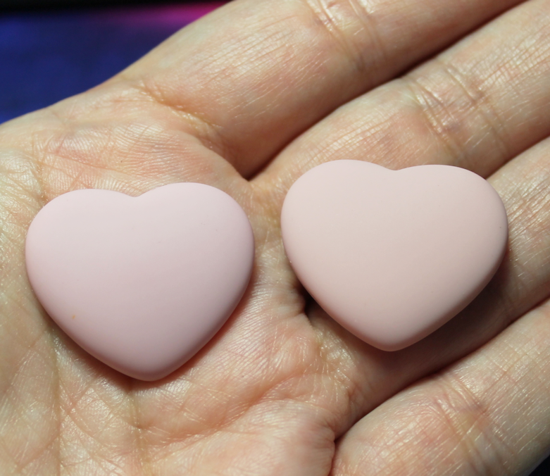 23x27 mm Matte Heart Resin Cabochon Cheyenne Pink - P84