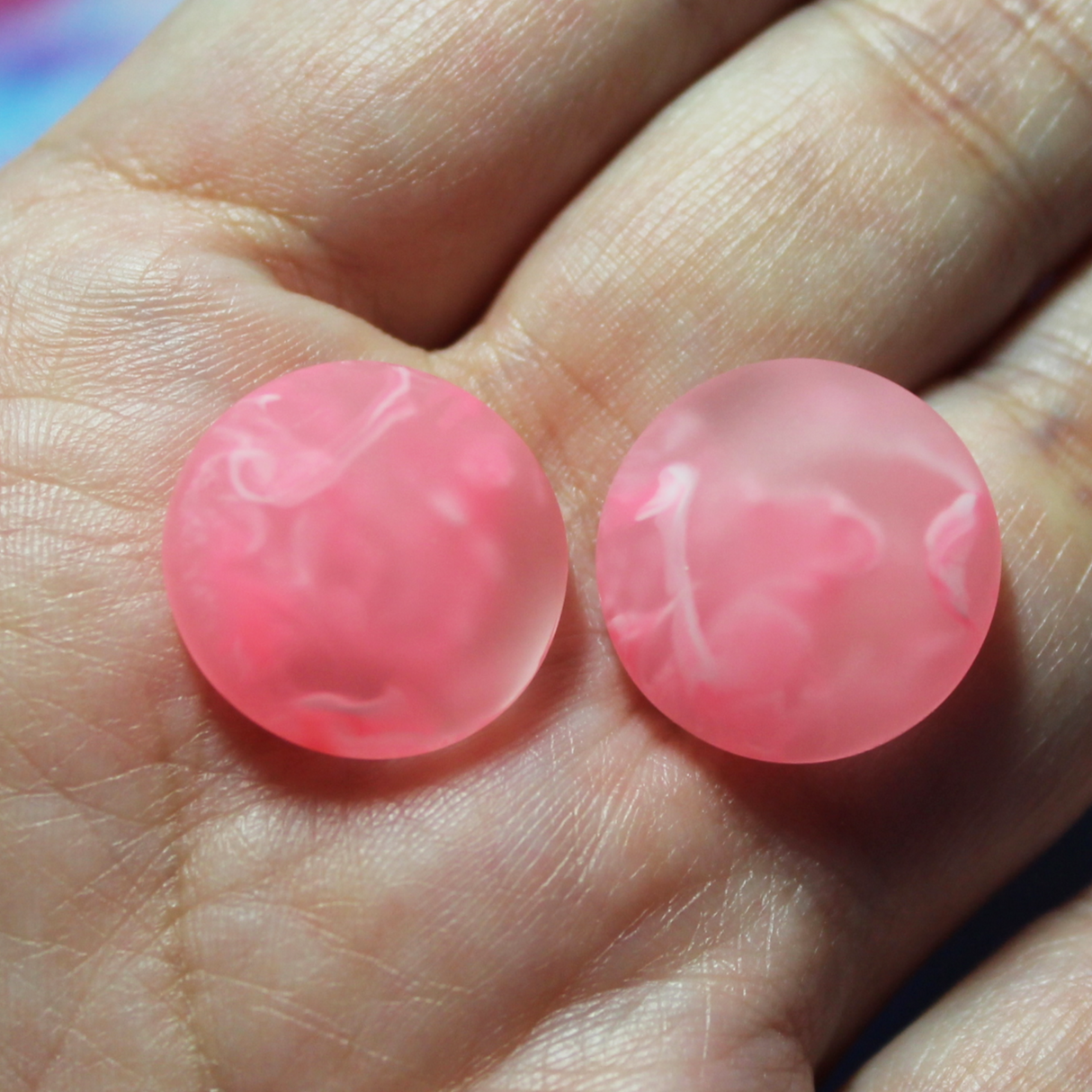 18mm Matte Round Resin Cabochon Marbled Pink - P99
