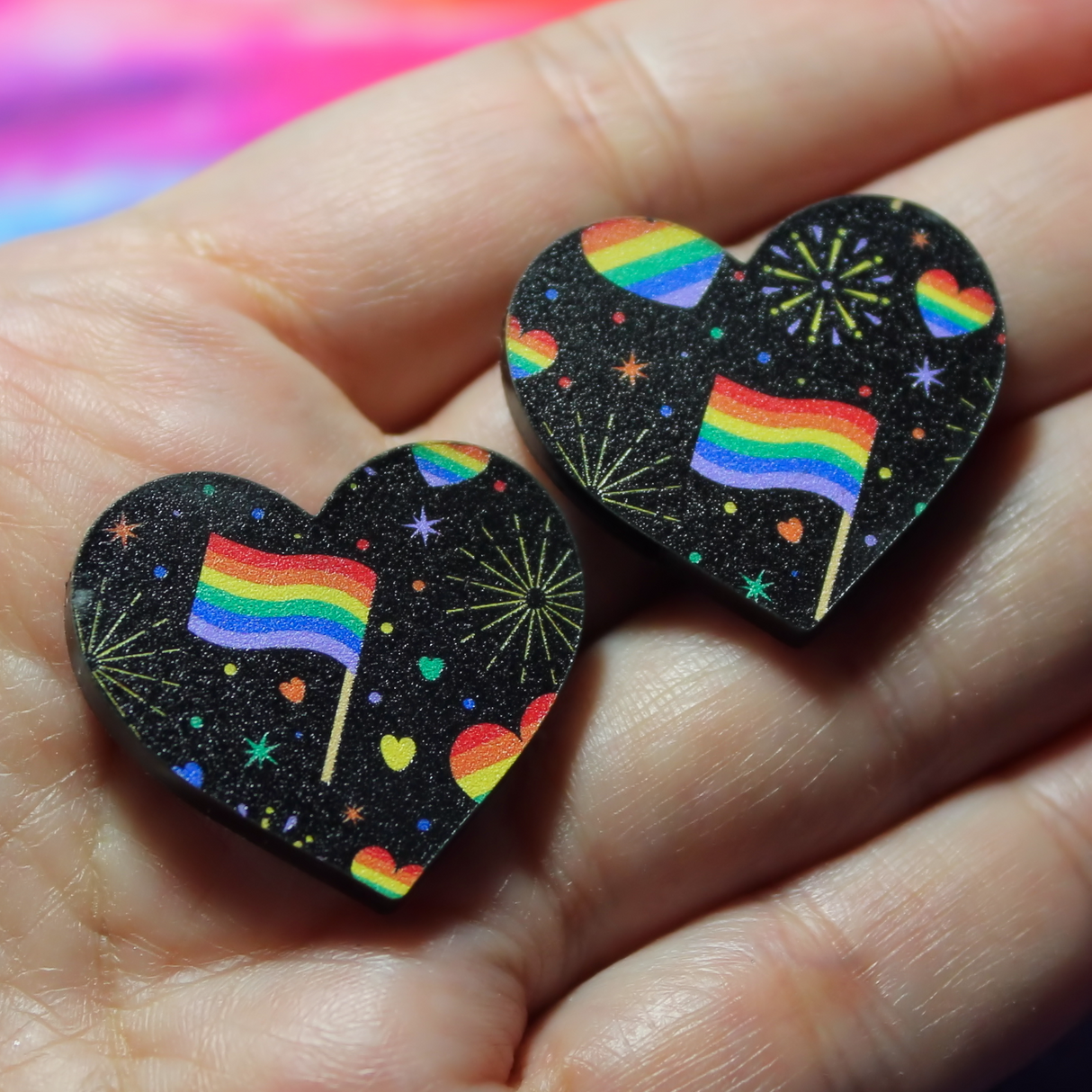 1" Pride Parade Acrylic Heart Black - S6