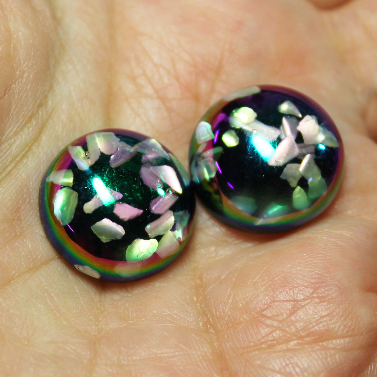 Black Round Resin & Shell AB Cabochons - S144