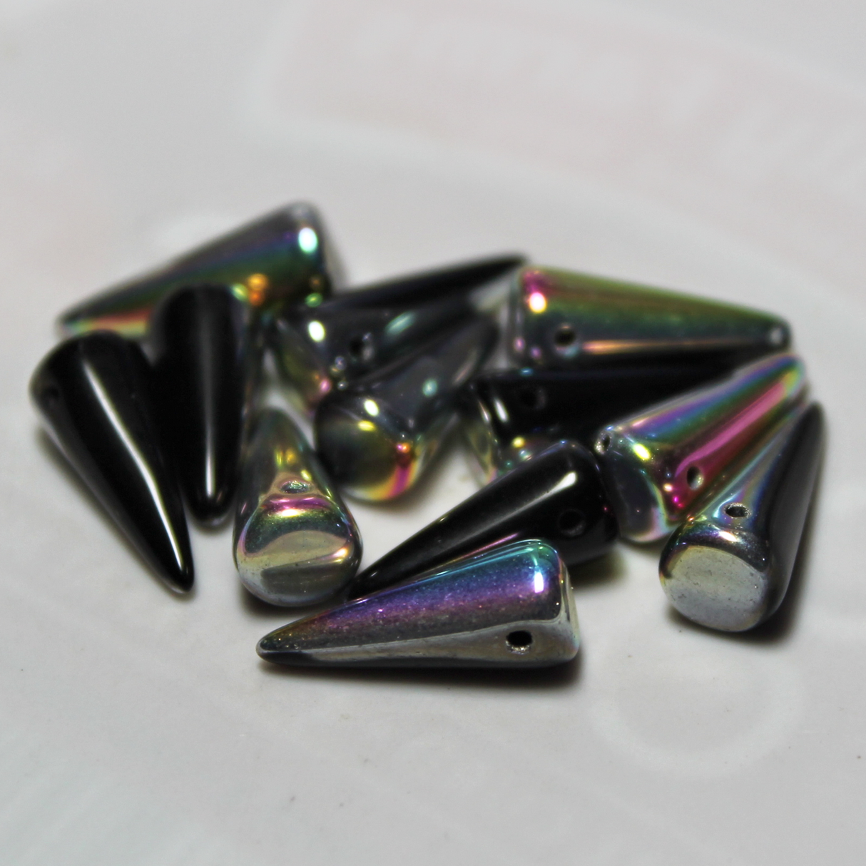 7x17mm Spike (12 pcs) Black Vitrail ~ Spike 60