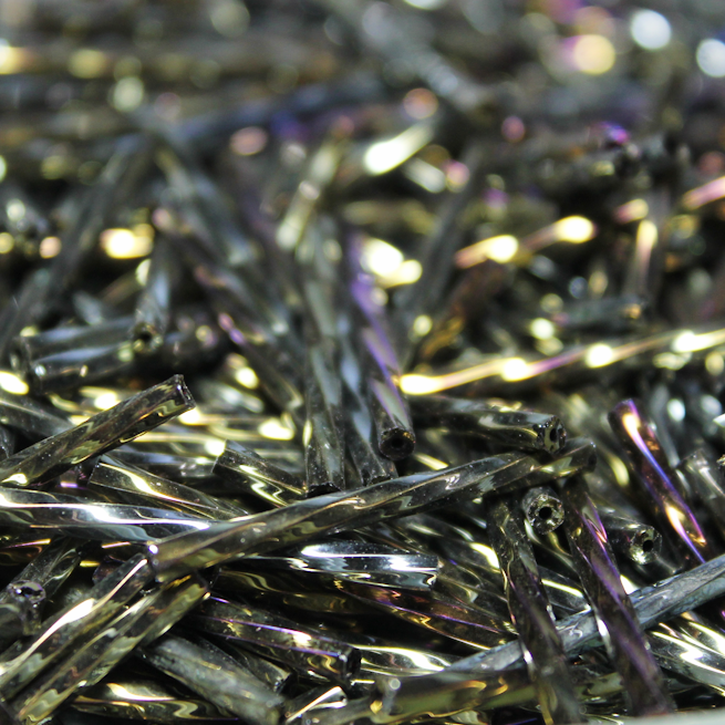 30mm Twisted Bugles - Brown Iris Metallic - T30Q