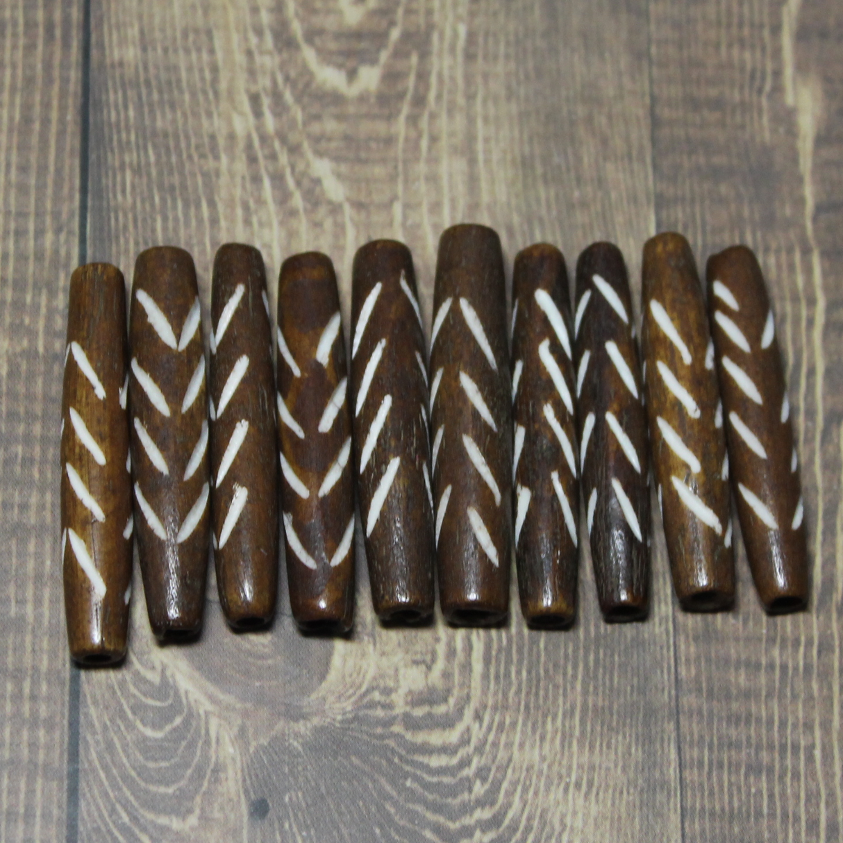 1 & 3/8" Tan Carved Hairpipe Beads 10 pieces - HP 10