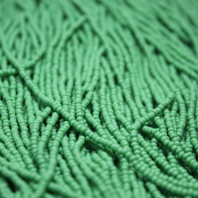 11/0 Czech Opaque Peridot Green - 1125