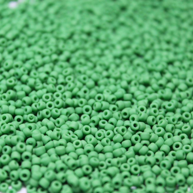 Opaque Matte Green ~ 15/0 JSB F411