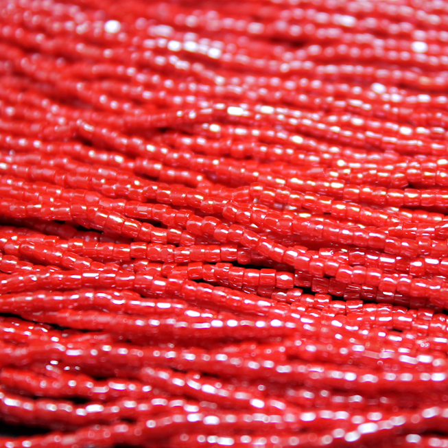 9/0 Tri-Cut Opaque Lt Luster Red - 9T03