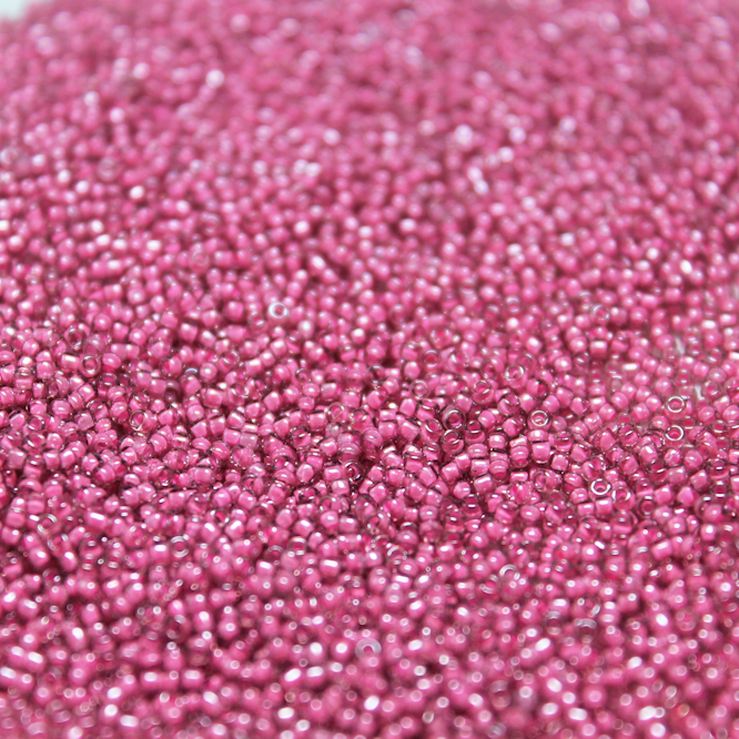 Crystal Lined Dusty Rose ~ 15/0 JSB 395