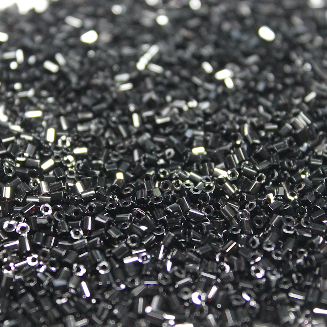 Opaque Black ~ 11/0 HEX 401