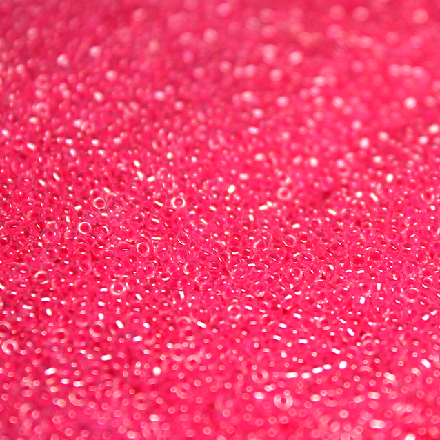 Ceylon Hot Pink Luster ~ 15/0 JSB 518B Japanese Seed Beads